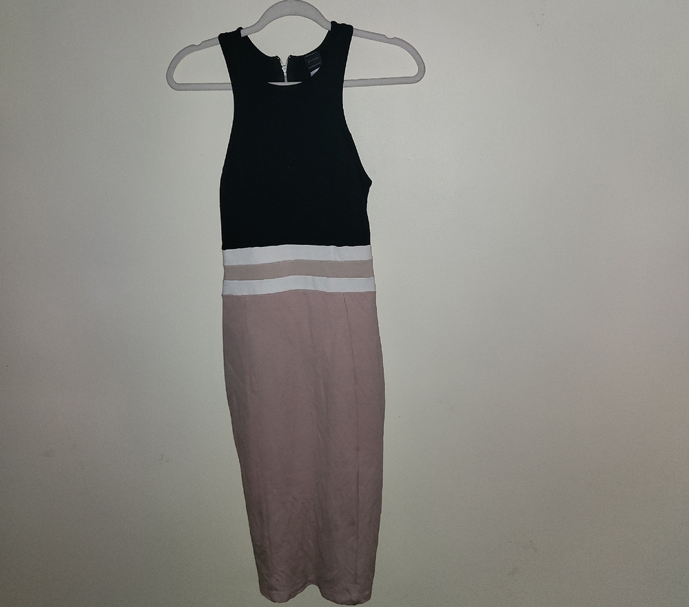 Privy Black, White, and Tan Sleeveless Dress Small